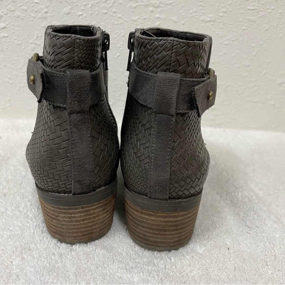 Market & Spruce Zaharia Bootie - Picture 4 of 9